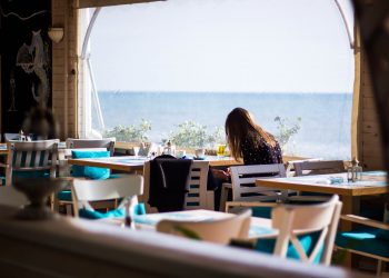 Los mejores 10 restaurantes de España con vistas a la playa